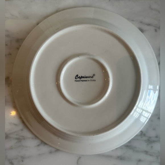 🌲 Hand-Painted Christmas Mug with Coordinating Plate - Picture 10 of 10